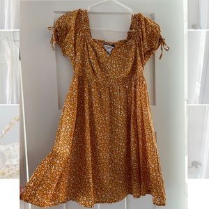 Yellow/orange floral dress with sleeves- Arizona jean co